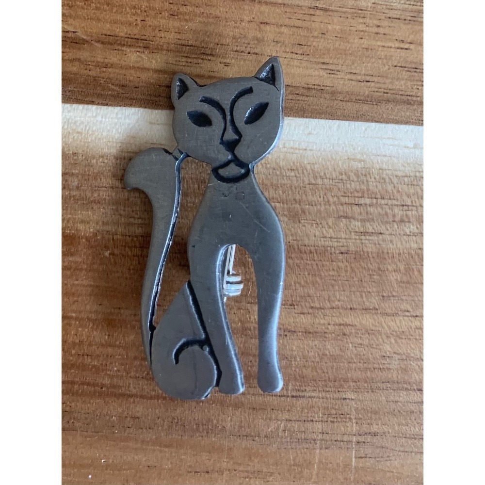 Pewter Cat Brooch Pin Vintage Retro Y2K Minimalist Mid Century Modern Grey
